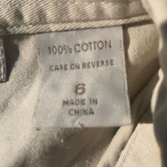 Sleeveless Skirts . Size: Small 6 . Khakis Button Front . 100% Cotton . New - Picture 3 of 4